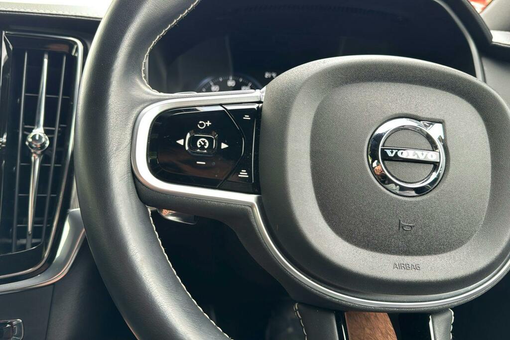 Volvo V90 2.0 D4 R-design Plus 188 Bhp Silver #15
