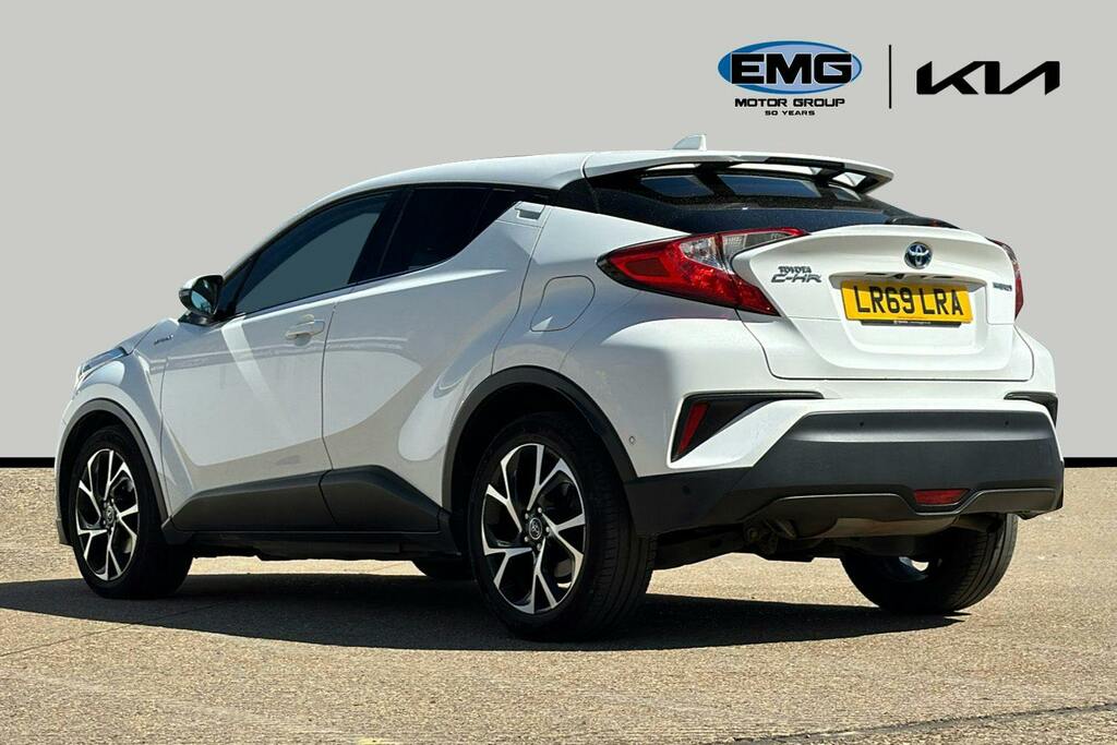 Toyota C-Hr 1.8 Vvt H Design Suv Hybrid Cvt Ss White #4
