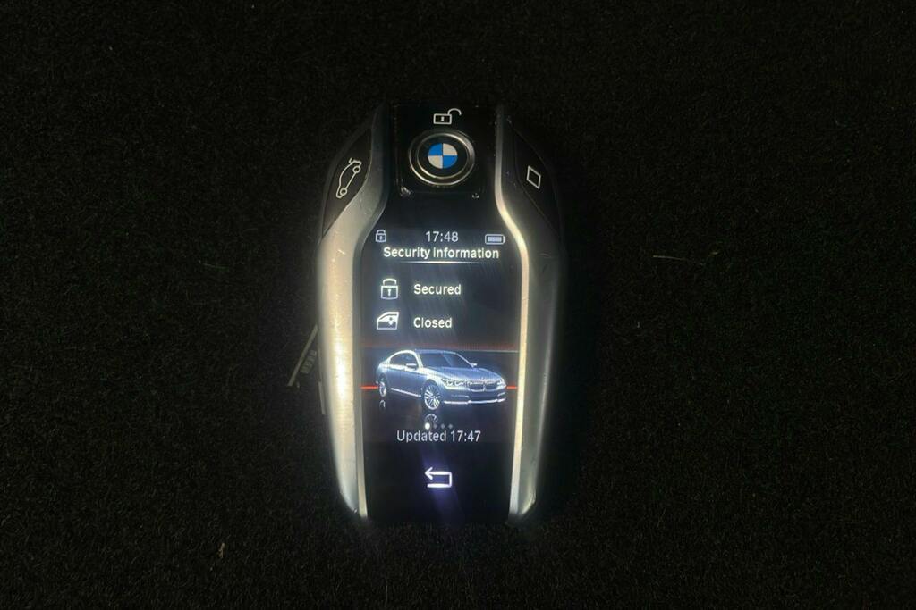 BMW 7 Series 730D Xdrive M Sport Black #31