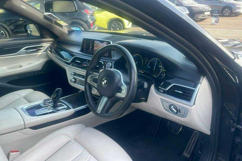 BMW 7 Series 730D Xdrive M Sport Black #9