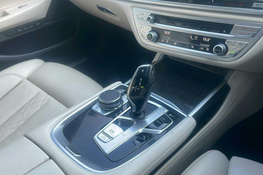 BMW 7 Series 730D Xdrive M Sport Black #12