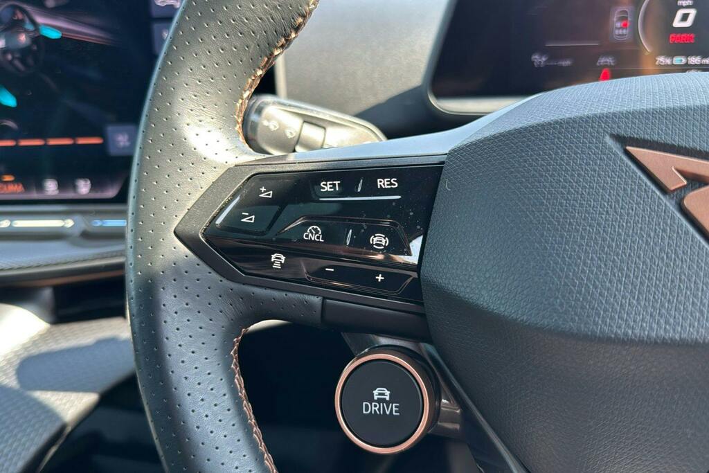 Cupra Tavascan 210Kw V2 77Kwh Beige #16