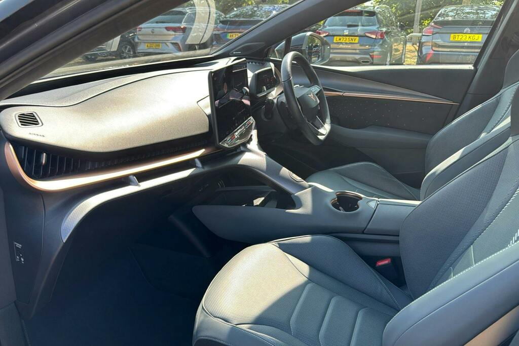 Cupra Tavascan 210Kw V2 77Kwh Beige #10