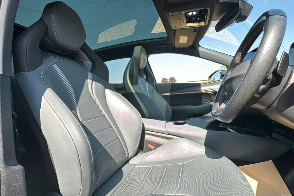 Cupra Tavascan 210Kw V2 77Kwh Beige #29