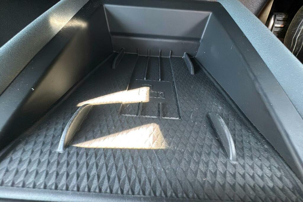 Cupra Tavascan 210Kw V2 77Kwh Beige #23