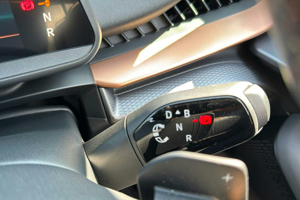 Cupra Tavascan 210Kw V2 77Kwh Beige #12