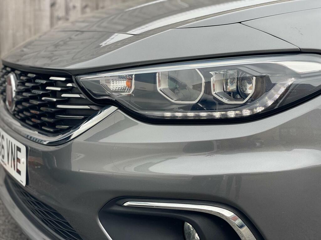 Fiat Tipo 1.6 Multijet Easy Plus 118 Bhp Red #25