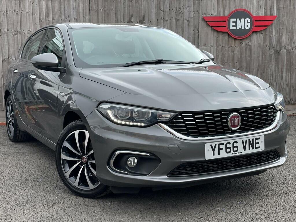 Fiat Tipo 1.6 Multijet Easy Plus 118 Bhp Red #9