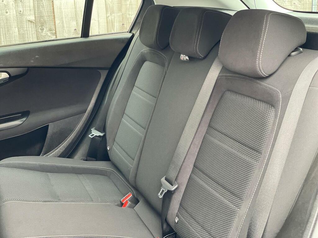Fiat Tipo 1.6 Multijet Easy Plus 118 Bhp Red #26