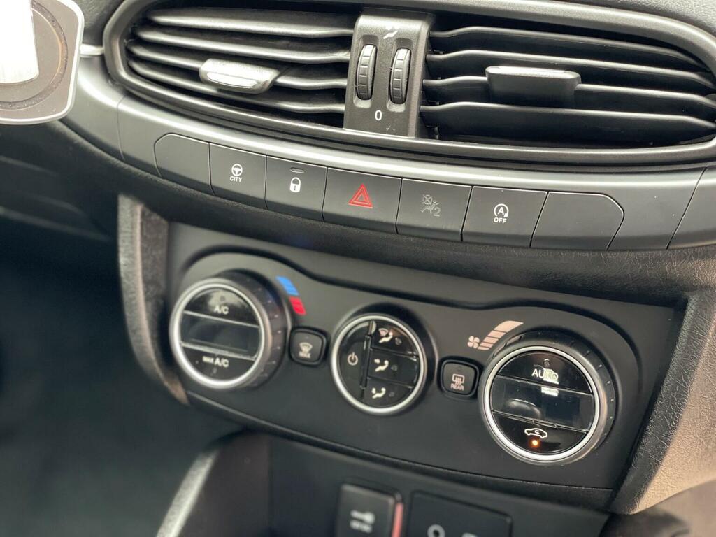 Fiat Tipo 1.6 Multijet Easy Plus 118 Bhp Red #67