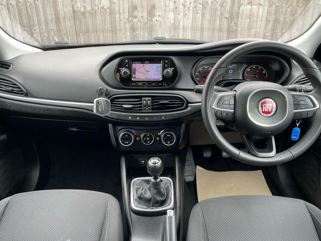 Fiat Tipo 1.4 T-jet Lounge Euro 6 Ss Grey #3
