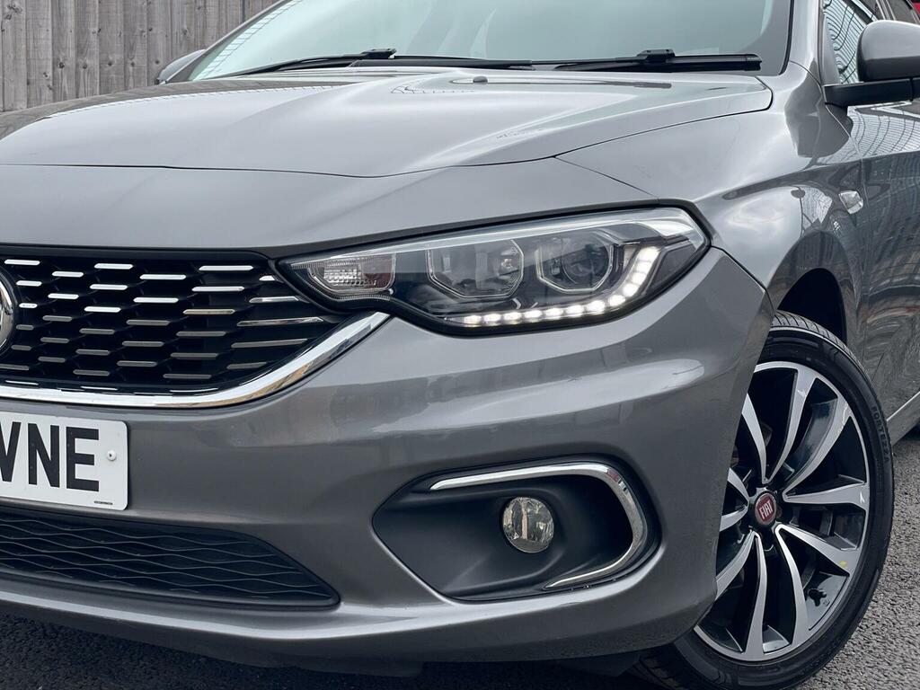 Fiat Tipo 1.6 Multijet Easy Plus 118 Bhp Red #19