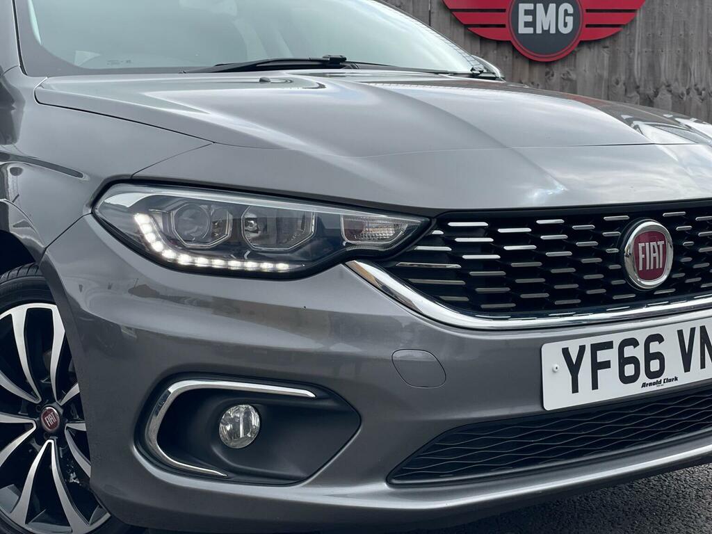 Fiat Tipo 1.6 Multijet Easy Plus 118 Bhp Red #10