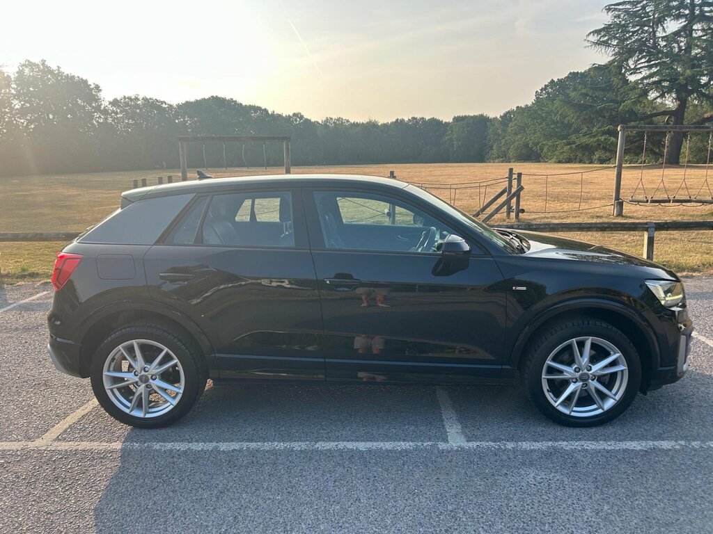 Audi Q2 1.6 Tdi S Line S Tronic Euro 6 Ss Black #3