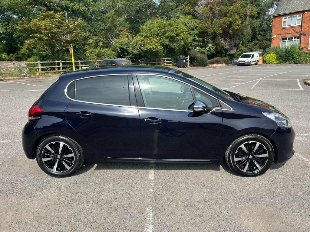 Peugeot 208 1.2 Puretech Allure Premium Euro 6 Ss Blue #3