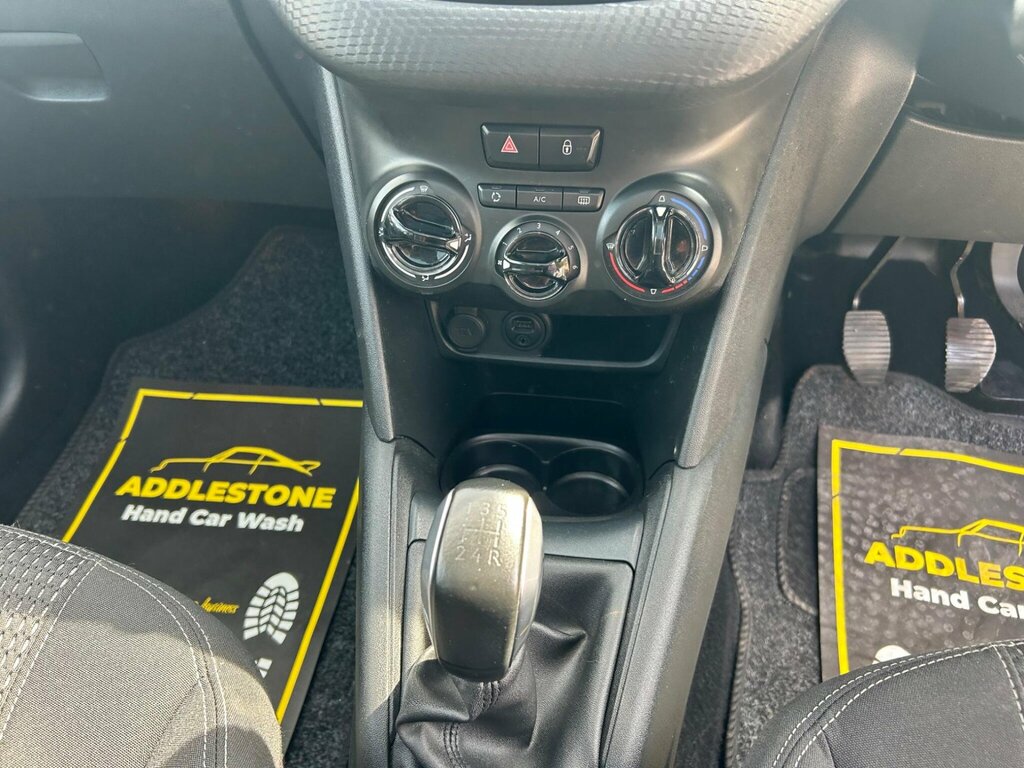 Peugeot 208  Black #27