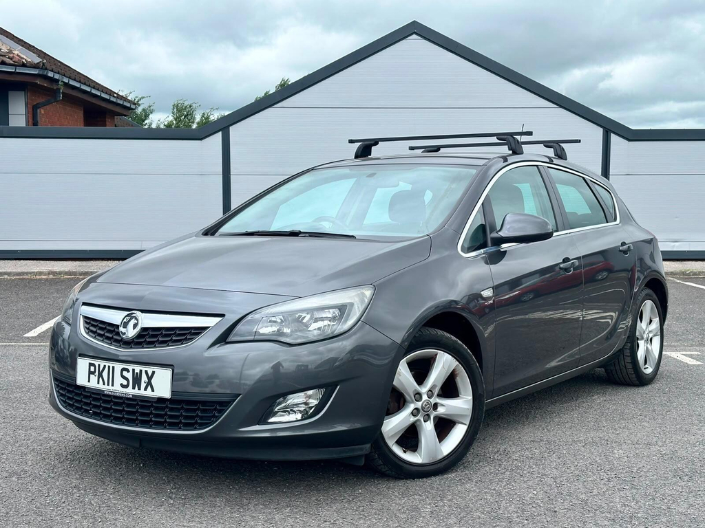 Vauxhall Astra 1.6 16V Sri Euro 5 #6