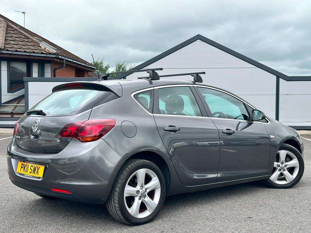Vauxhall Astra 1.6 16V Exclusiv Sports Tourer Grey #12