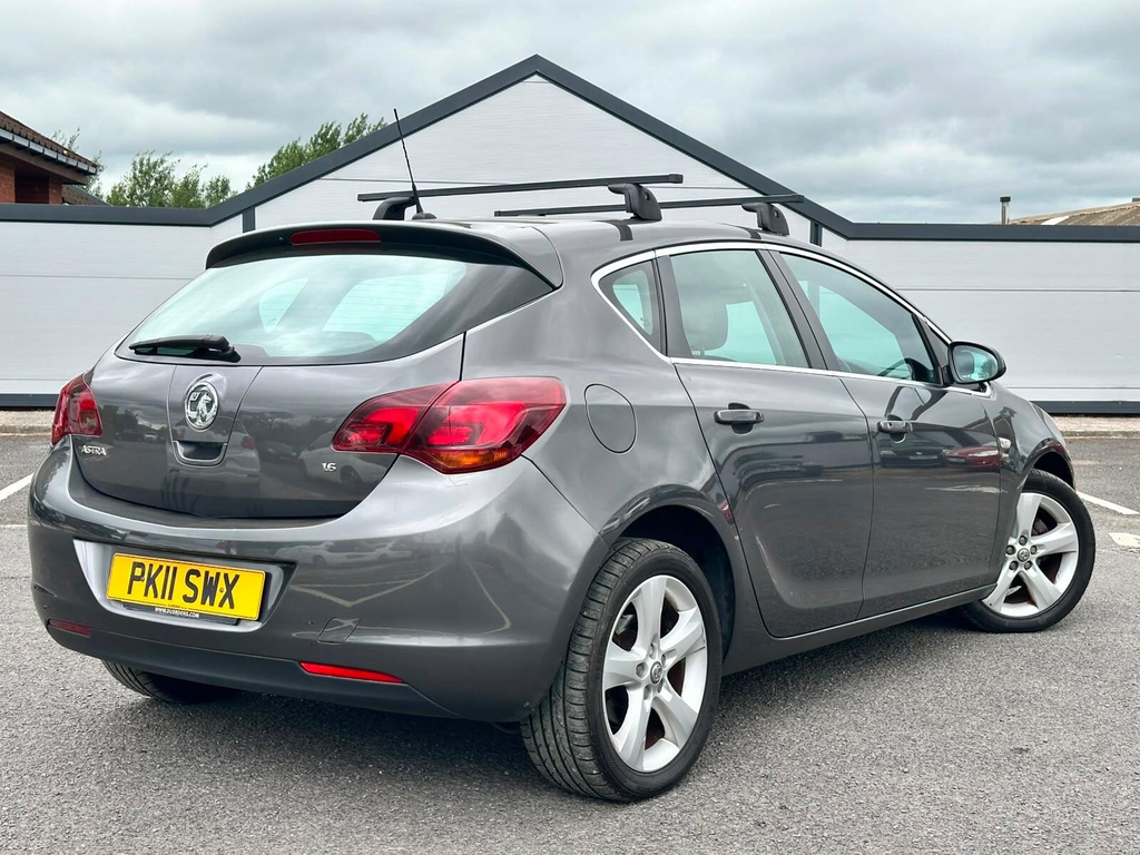 Vauxhall Astra 1.6 16V Exclusiv Sports Tourer Grey #11
