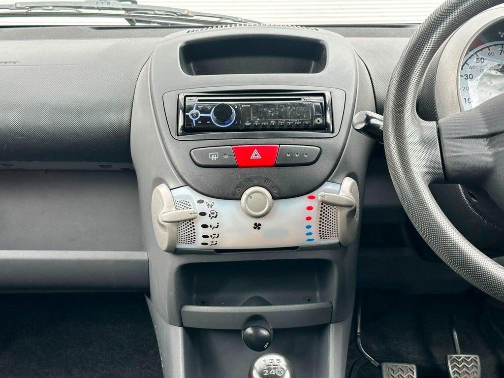 Citroen C1 1.0I Vtr Low Mileage New Mot Hatchback Grey #31