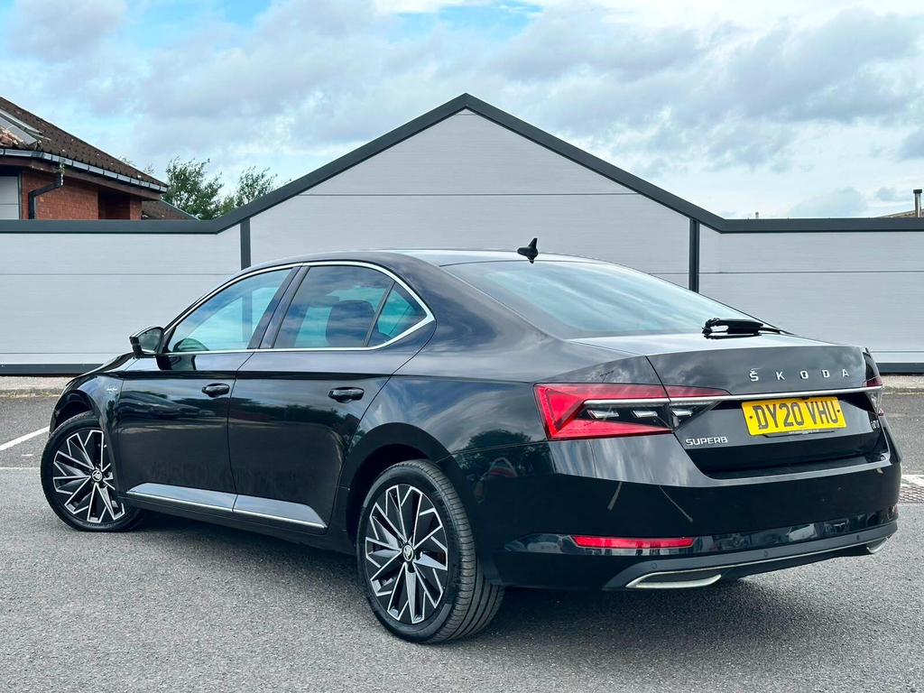 Skoda Superb 2.0 Tsi 190Ps Laurin Klement Dsg Estate Red #11