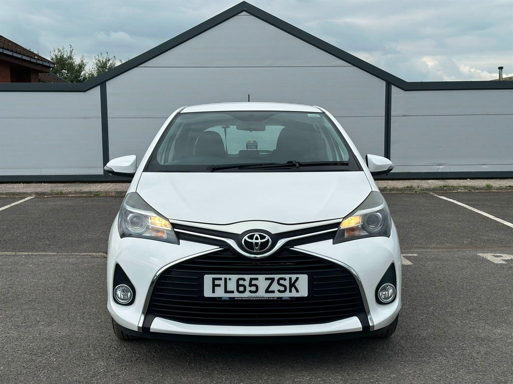 Toyota Yaris 1.33 Dual Vvt-i Icon Euro 5 Euro 5  #2