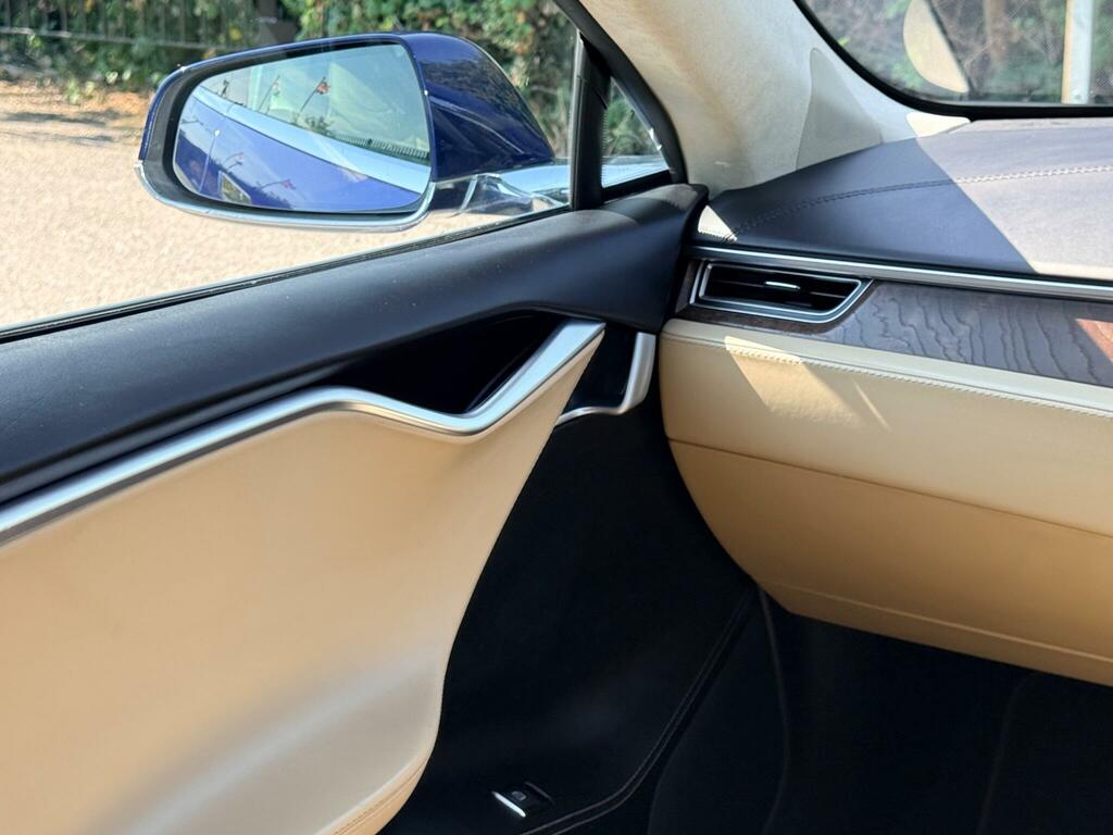 Tesla Model S 100D Dual Motor Hatchback 4Wd #47