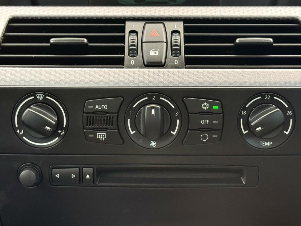 BMW 5 Series 523I Se Blue #39
