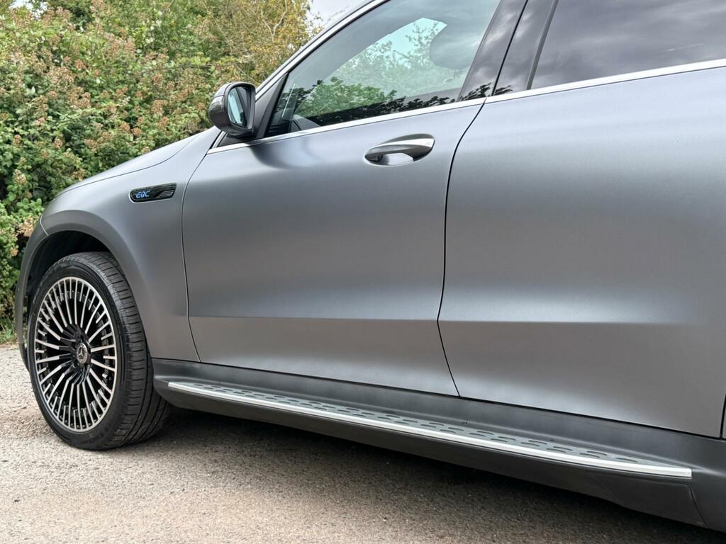 Mercedes-Benz EQC Amg Line Grey #3