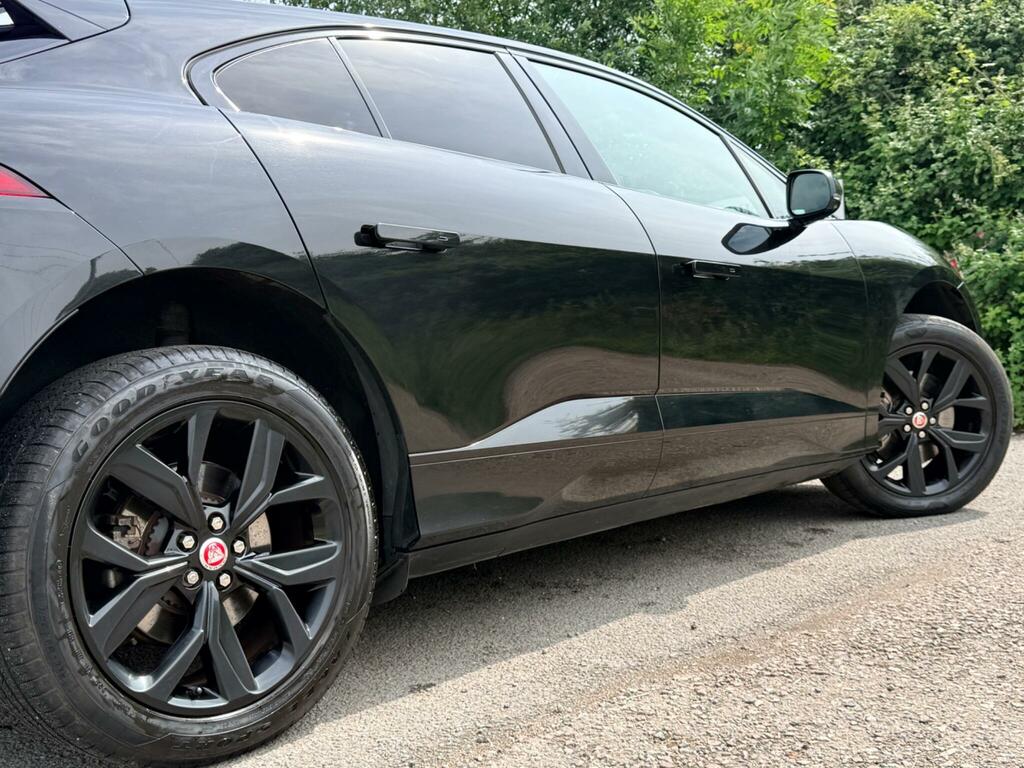 Jaguar I-Pace Se White #17