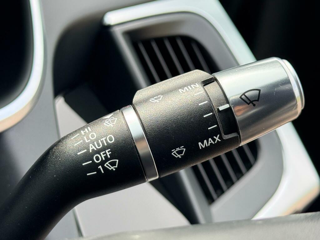 Jaguar I-Pace Se White #37