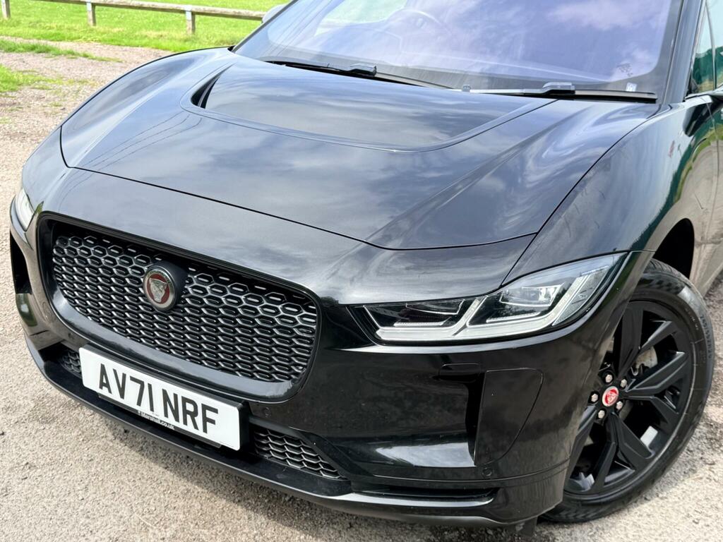 Jaguar I-Pace Se White #24