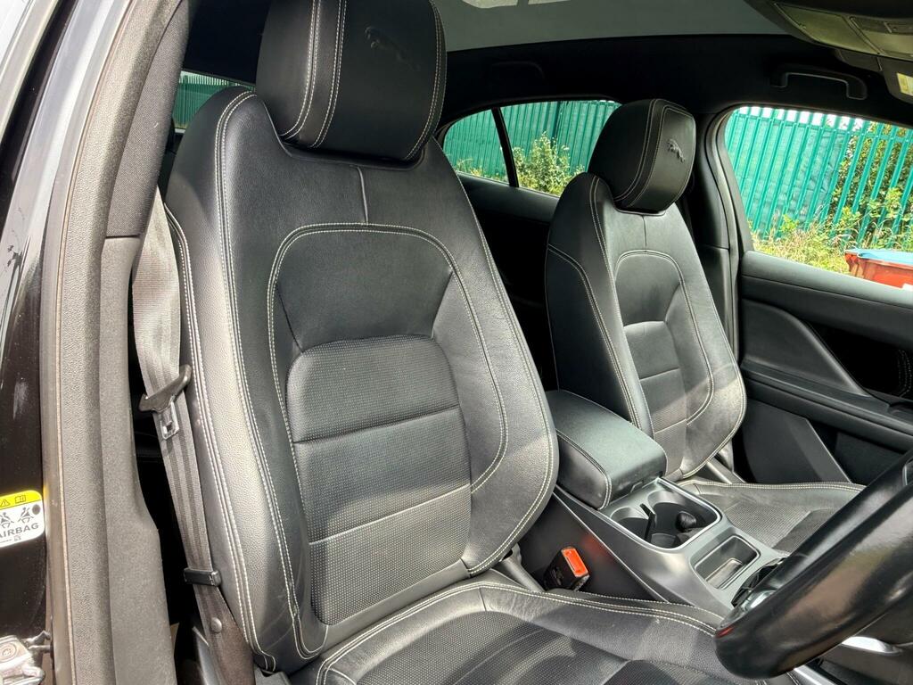 Jaguar I-Pace Se White #29