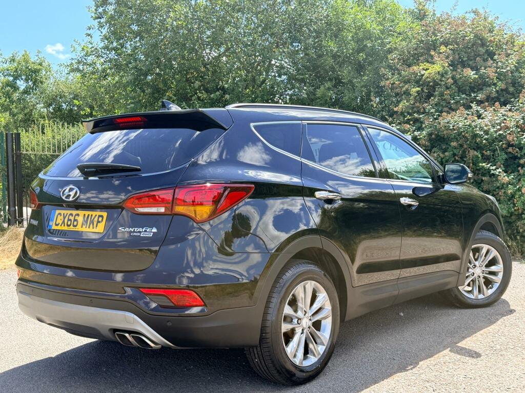 Hyundai Santa Fe 2.2 Crdi Blue Drive Premium 4Wd Euro 6 Ss CX66MKP Black #6
