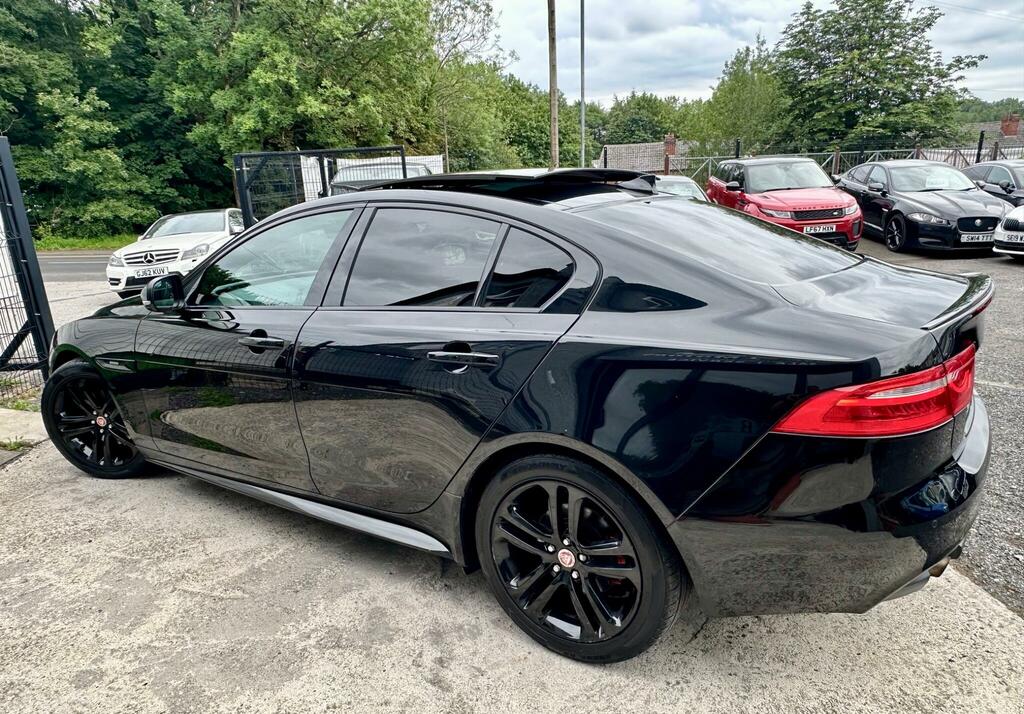 Jaguar XE 2.0D R-sport Euro 6 Ss Black #4