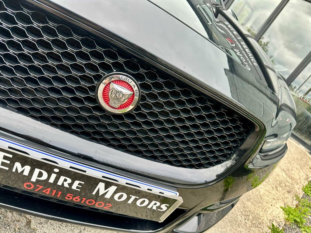 Jaguar XE Saloon 2.0 Se Euro 6 Ulez Free 201565 Black #32