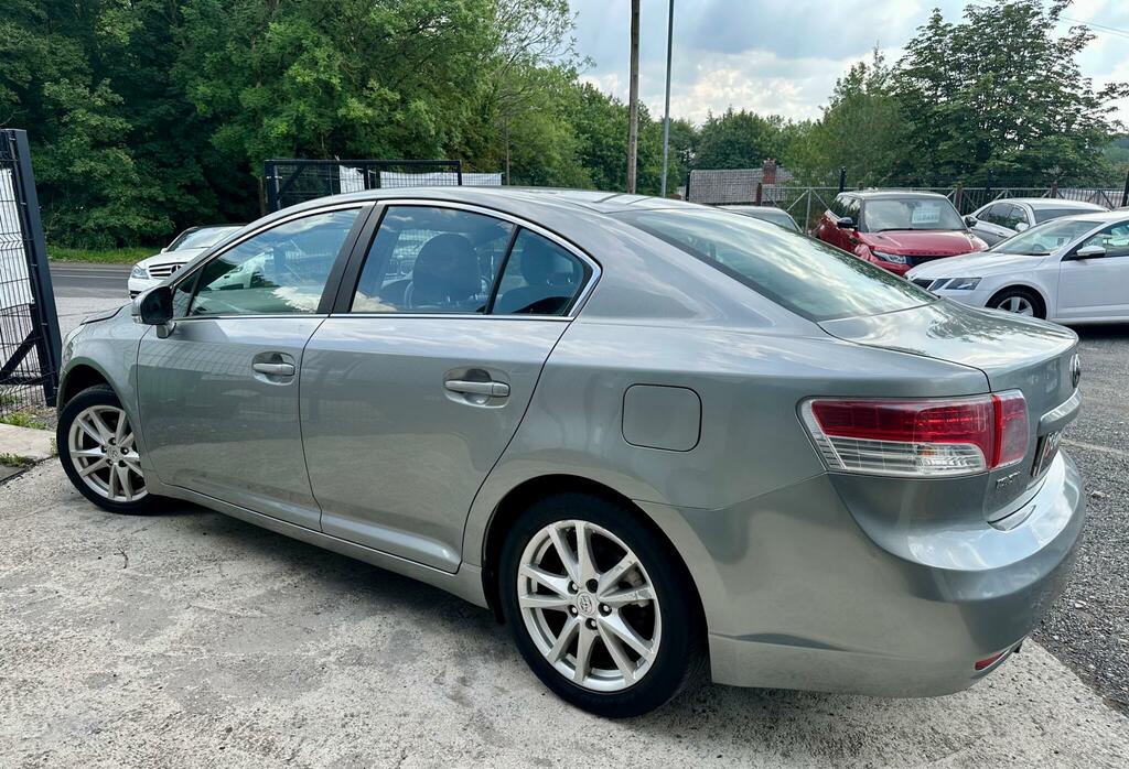 Toyota Avensis Tr Grey #3