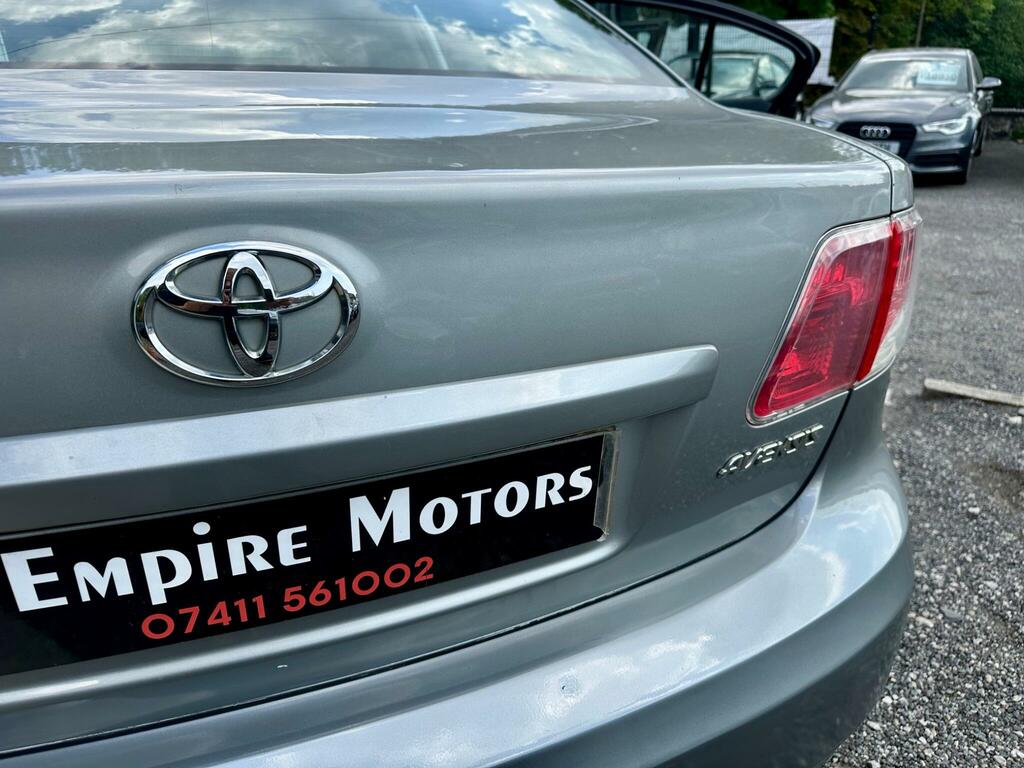 Toyota Avensis 1.8 V-matic Tr Saloon Euro 4 14 Black #7