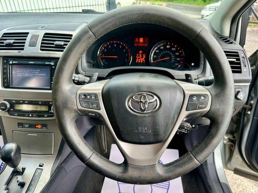 Toyota Avensis 1.8 V-matic Tr Saloon Euro 4 14 Black #17