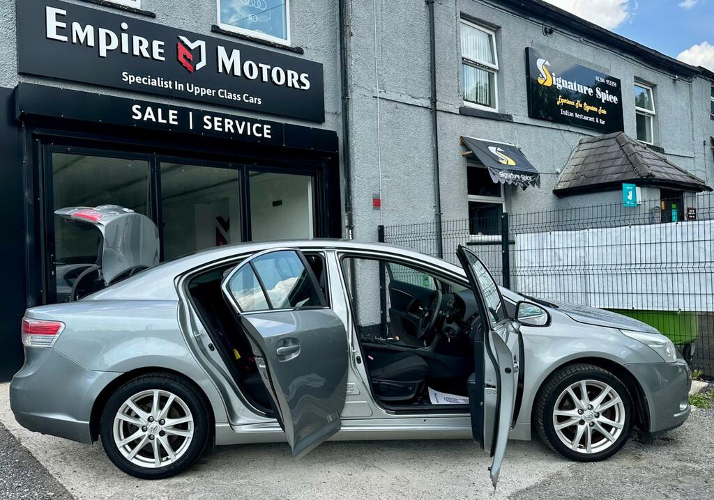 Toyota Avensis 1.8 V-matic Tr Saloon Euro 4 14 Black #9