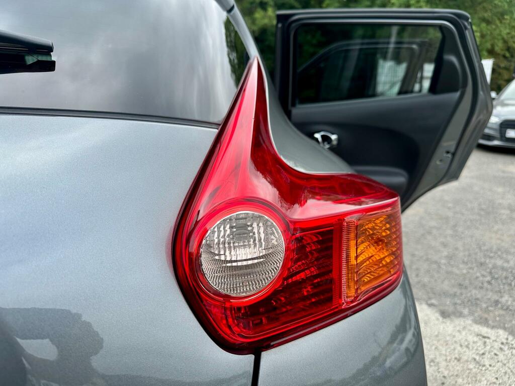Nissan Juke 1.6 Acenta Black #25