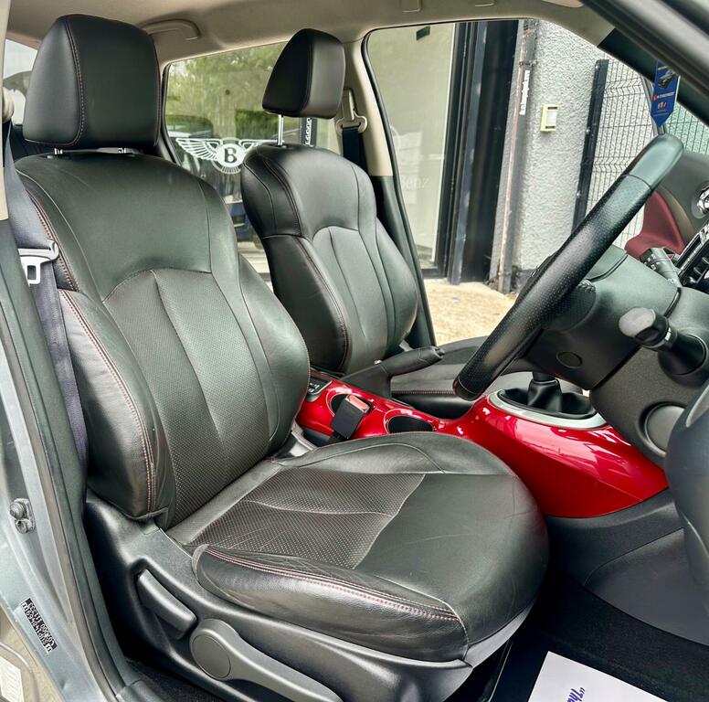 Nissan Juke 1.6 Acenta Black #13