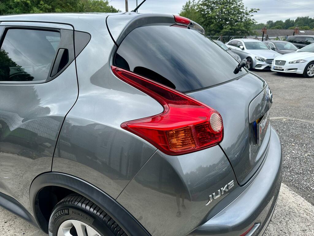 Nissan Juke 1.6 Acenta Black #24