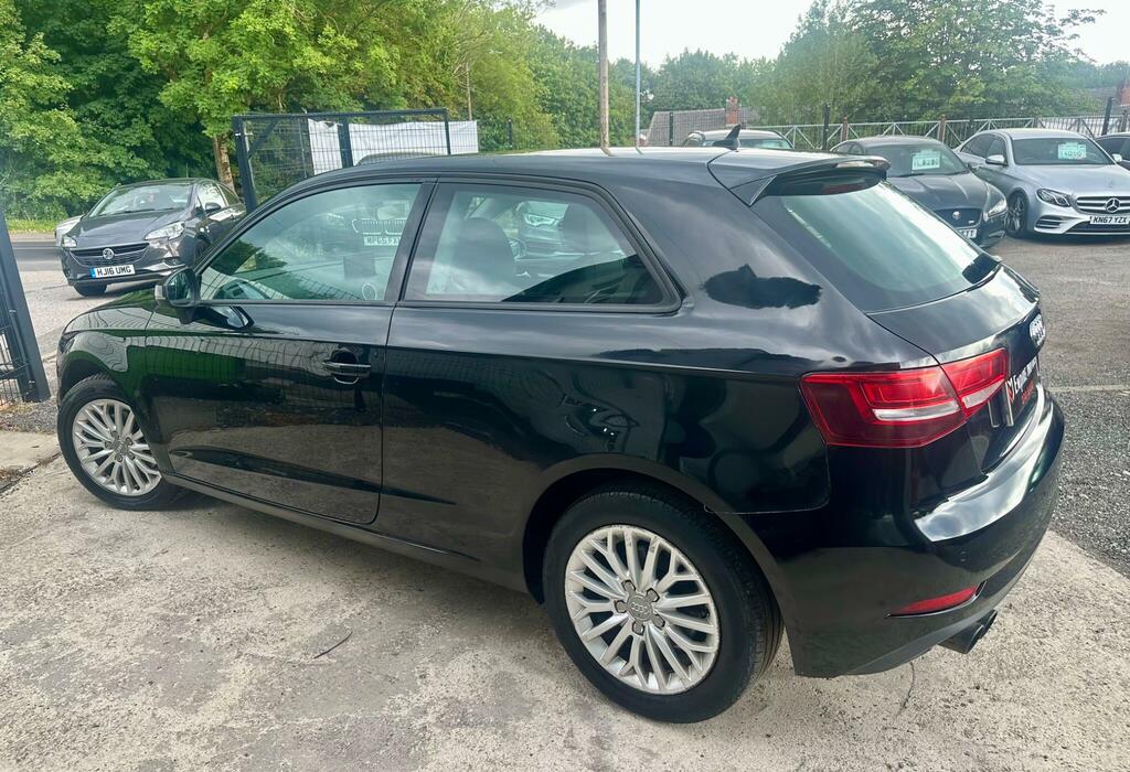 Audi A3 Se Technik Black #3
