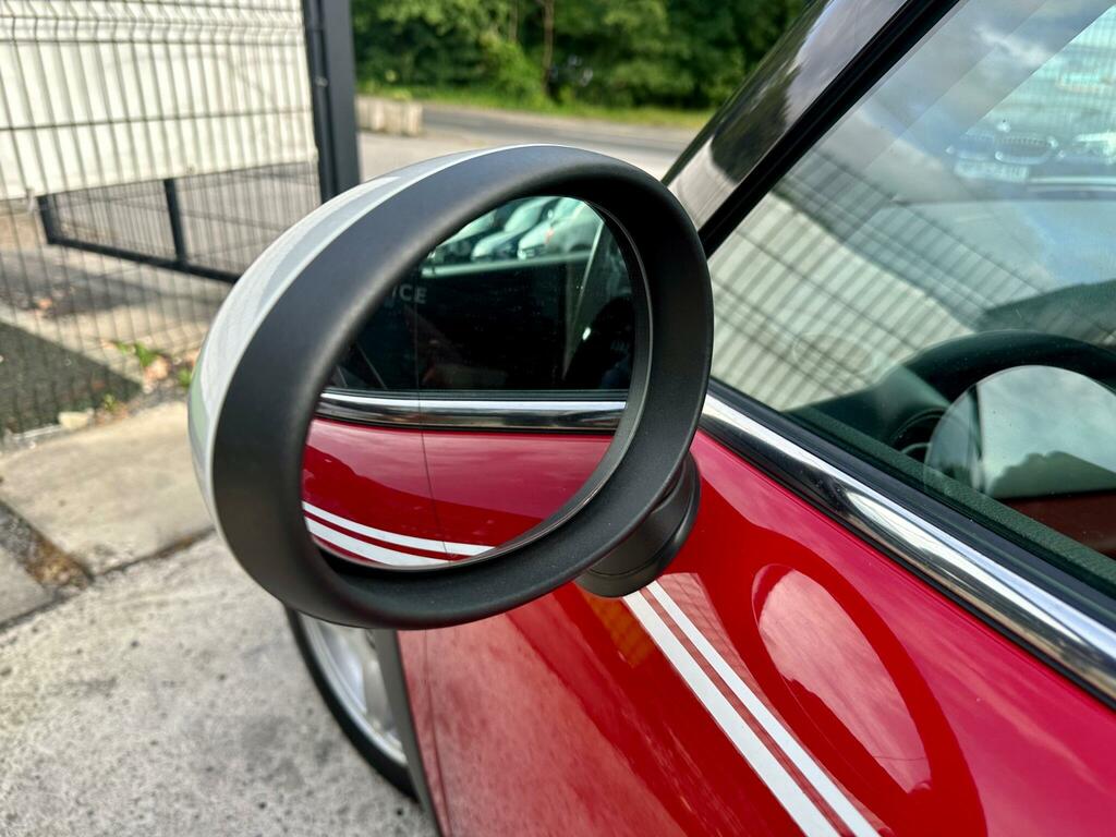 Mini Hatch Cooper Red
