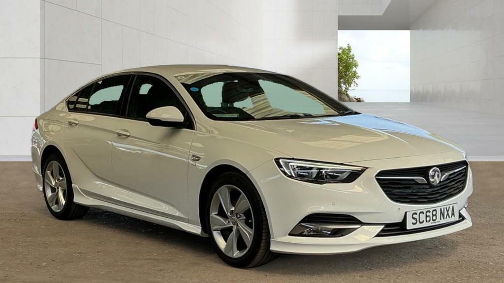Vauxhall Insignia 2.0 Turbo D Blueinjection Sri VX Line Nav White