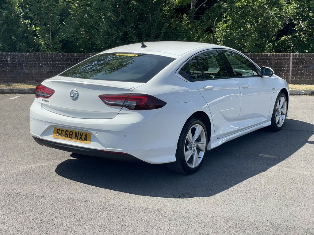 Vauxhall Insignia Hatchback 2.0 Turbo D Blueinjection Sri VX Line Na SC68NXA White #3
