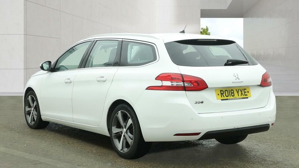 Peugeot 308 SW 1.2 Puretech Allure White #4