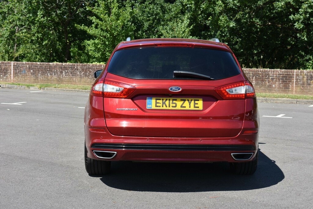 Ford Mondeo Estate 2.0 Tdci Titanium 201515 Red #6