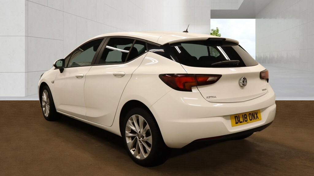 Vauxhall Astra 1.4 I Turbo Design White #4